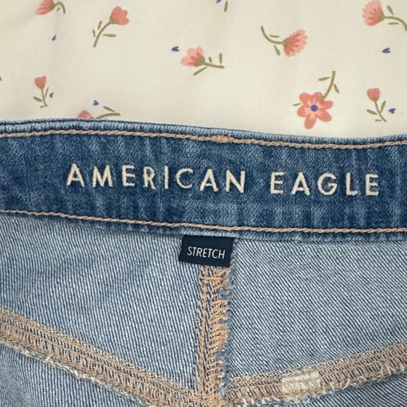 American Eagle Outfitters Dreamy Drape High Rise Jeans - Picture 2 of 8